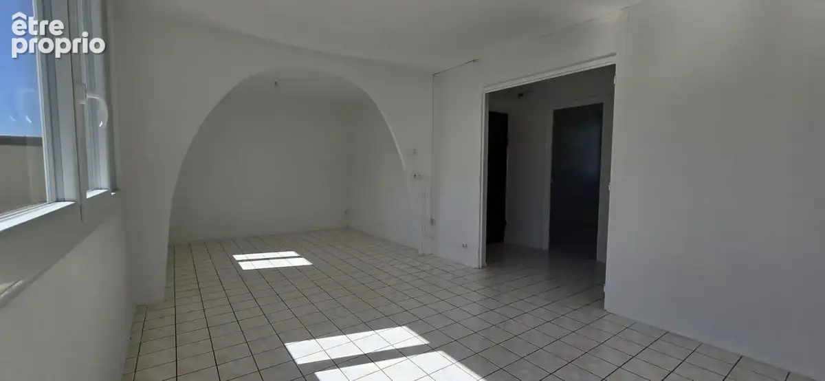 Appartement t3 traversant de 65.86m²  à la mulatiere - photo 5