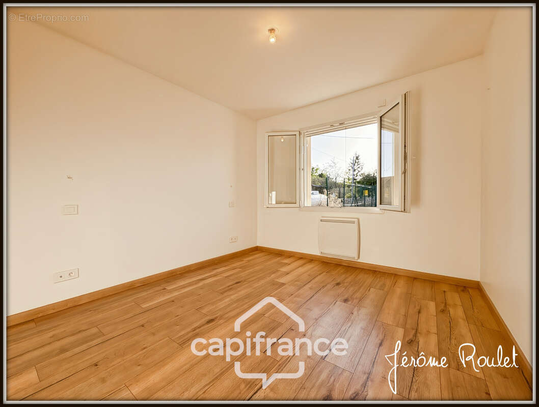 Maison à vendre 4 pièces 3 chambres Terrain 760 m² avec garage VILLIERS (86) - photo 18