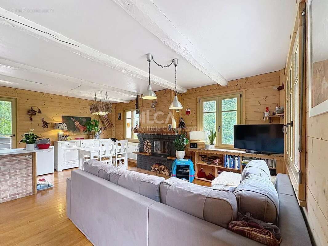 Appartement à SAINT-ETIENNE-DE-TINEE