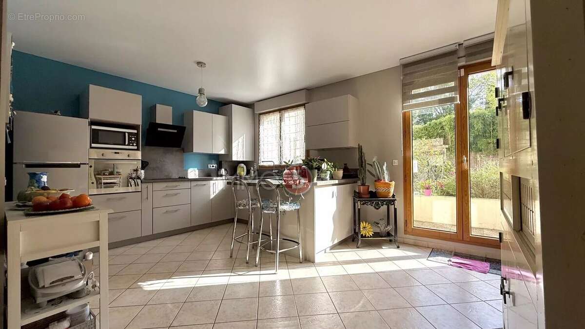 Appartement à LE RAINCY