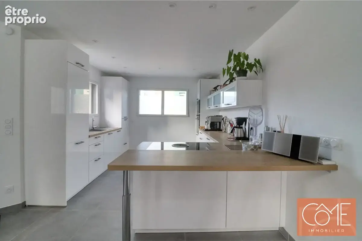 À vendre - 35530 noyal-sur-vilaine -  maison récente de 2024 - 4 chambres et 1 bureau - 128,98 m² habitables et 146,67 m² -  jar - photo 5