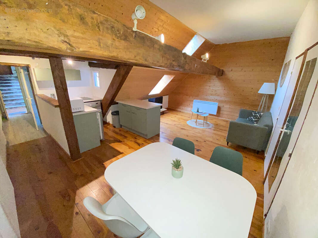 Appartement à LONS-LE-SAUNIER