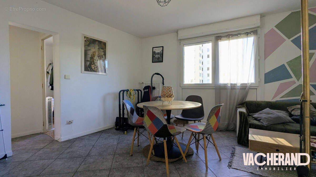 Appartement à LA MADELEINE