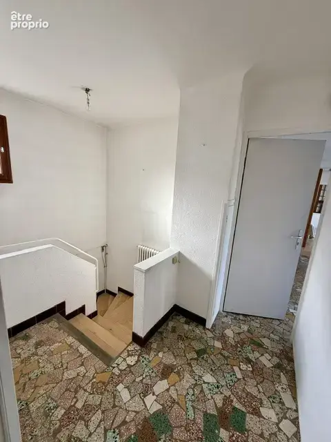 Divonne-les-Bains   T4 de 94 m2 avec balcon, cave et 2 stationnements - photo 23