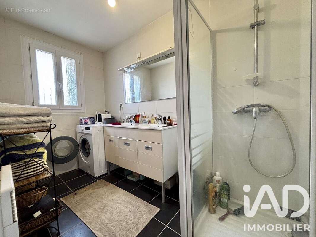 Maison 75 m² à L'eguille  - photo 8