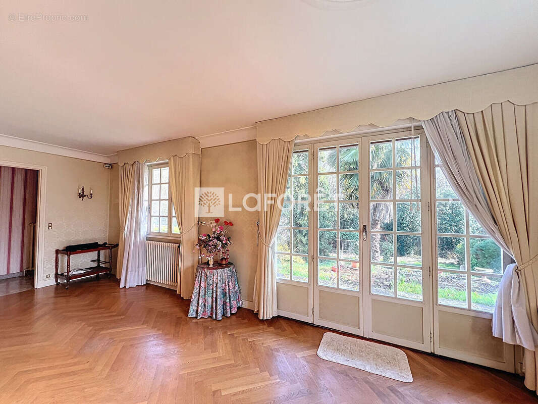 Maison à MARCOUSSIS