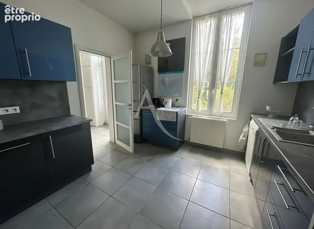 Maison Saint Medard En Jalles 8 pièce(s) 166.35 m2 - photo 5