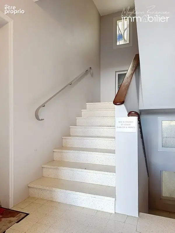 Appartement en parfait état, vue latérale mer ! - photo 16
