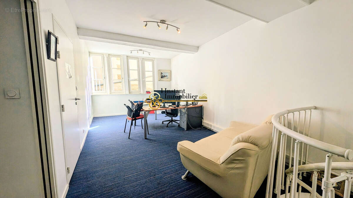 IMMEUBLE DE RAPPORT EN MONOPROPRIÉTÉ - Hypercentre Morlaix - 132 m² - Bonne rentabilité - photo 9