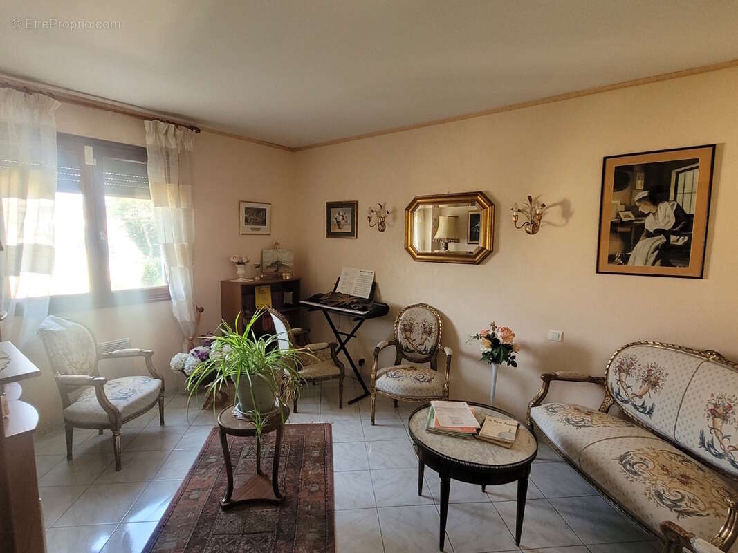 Belle propriété avec deux habitations. - photo 14