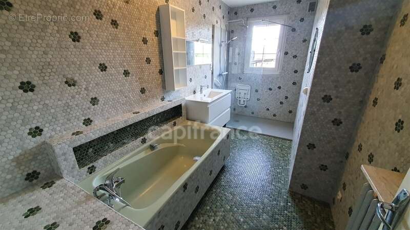 Maison à SAINT-SAUVEUR