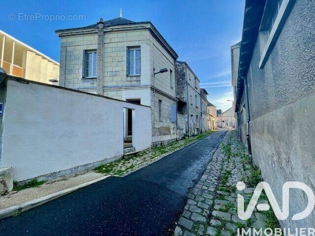 Photo 1 - Maison à CHATELLERAULT