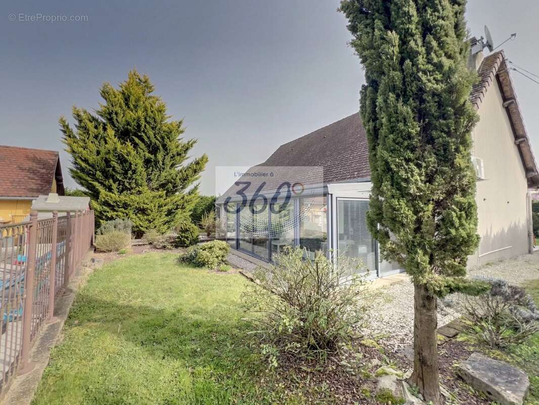 Maison à LOUHANS