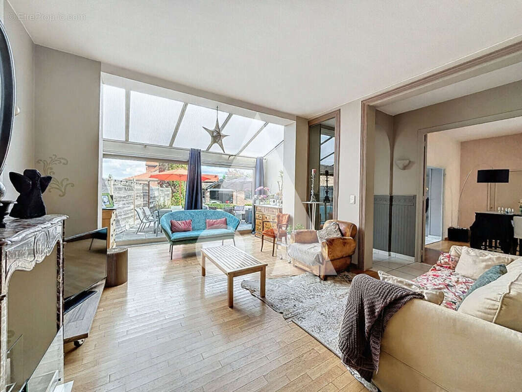 Maison à VALENCIENNES