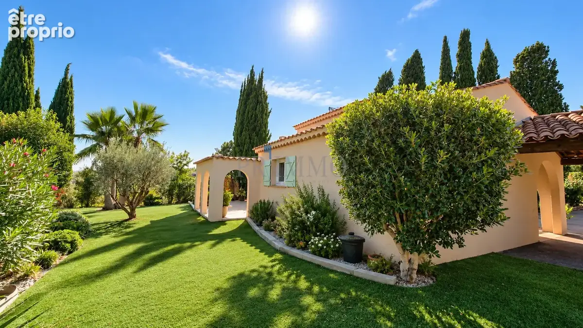 Valescure   villa au sein d’un domaine sécurisé avec piscine - photo 17