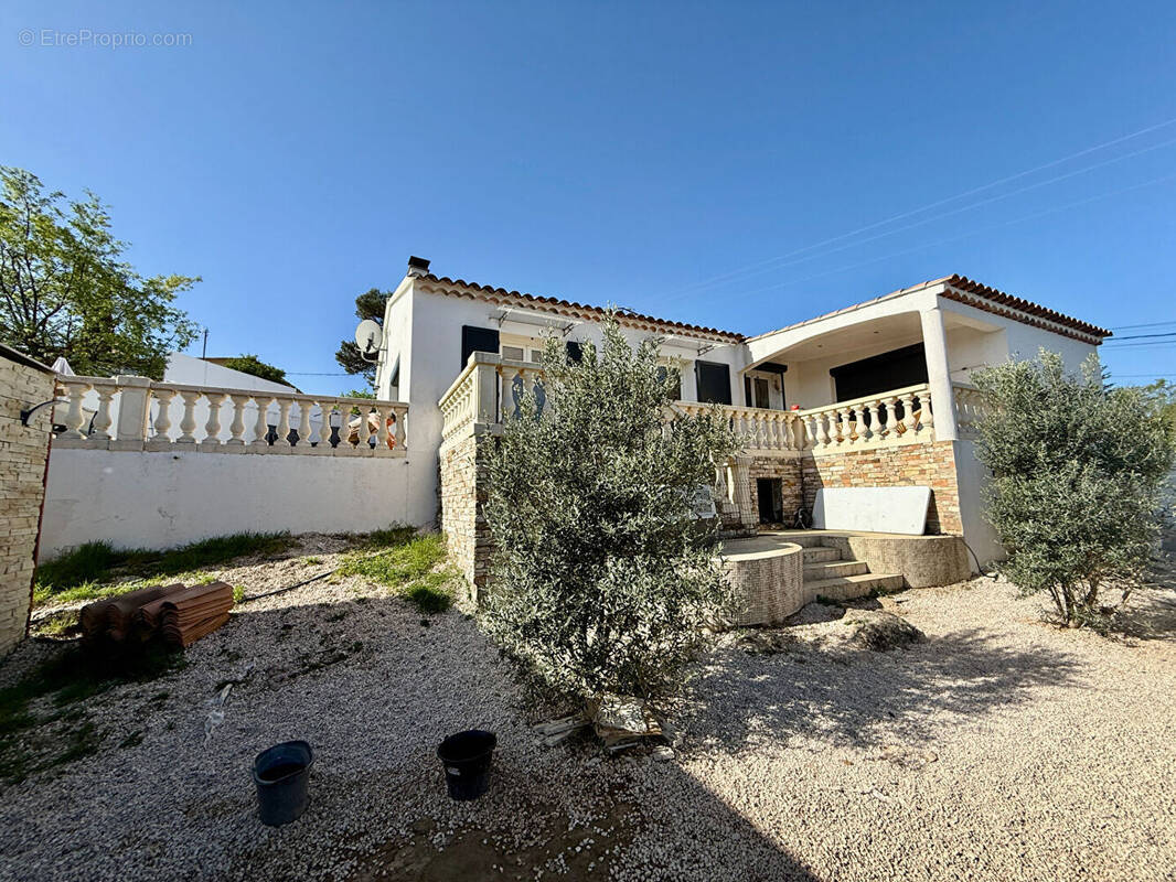 Maison à TOURVES