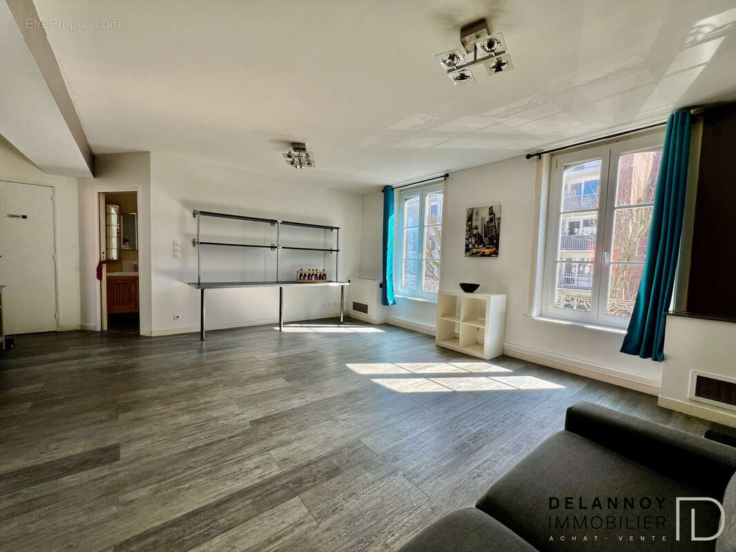 Appartement à LA MADELEINE