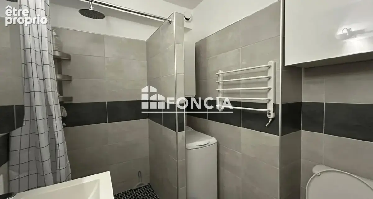 Port camargue - plage nord - studio de 30.5 m2 avec terrasse 10 m2 cote jardin et port - photo 5