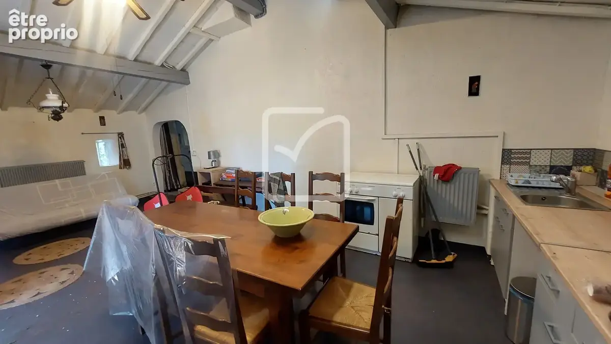 Superbe et rare bergerie en pierre sur plus de 6500 m2 de terrain au coeur de la nature! - photo 14