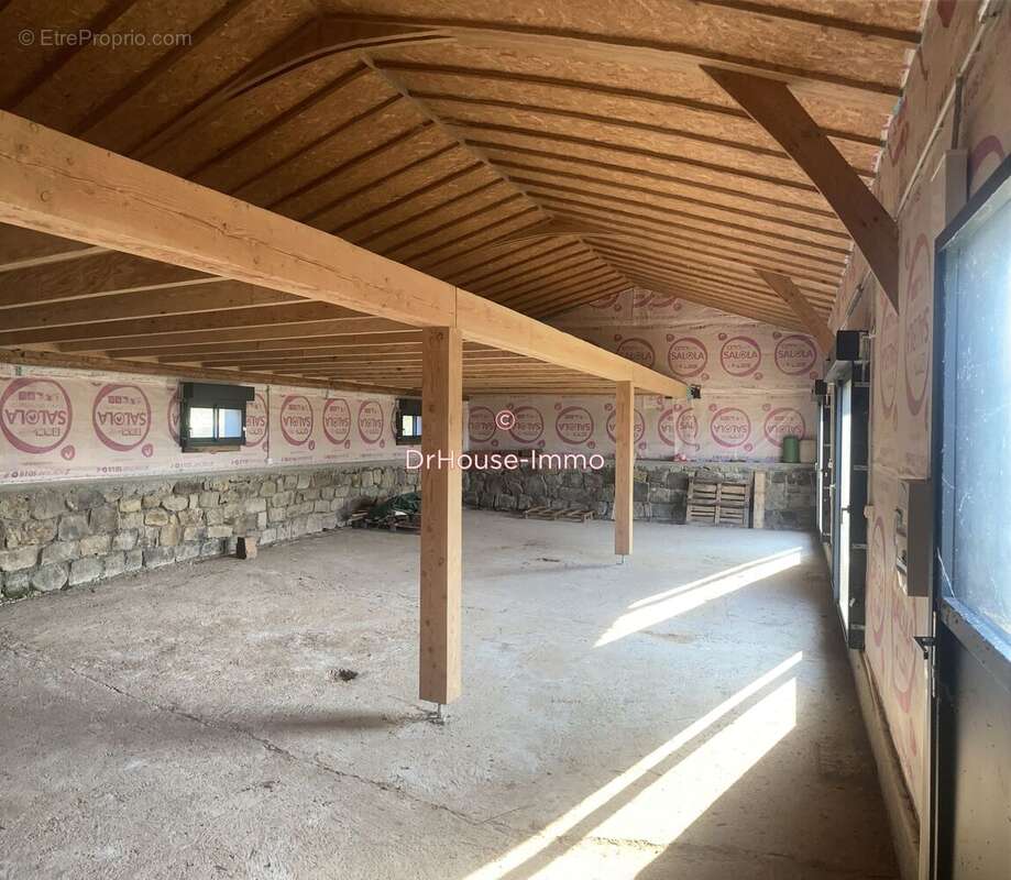 Maison 108 m² à Sanilhac  - photo 7
