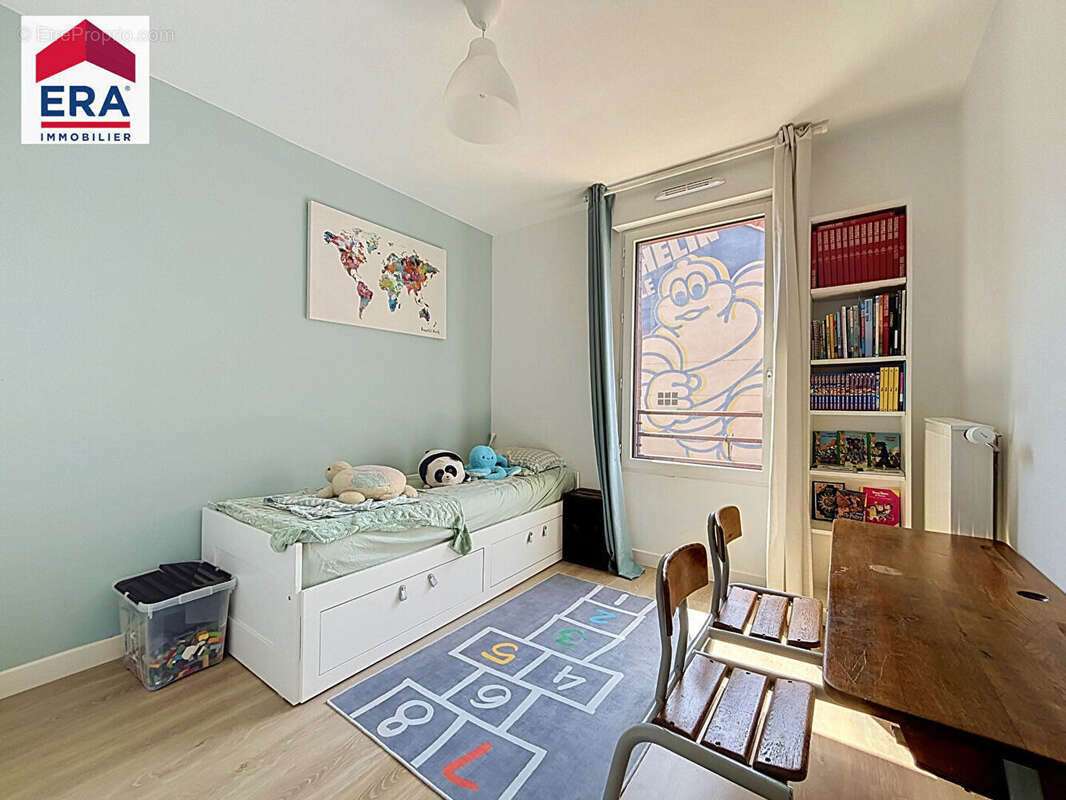 Appartement à IVRY-SUR-SEINE