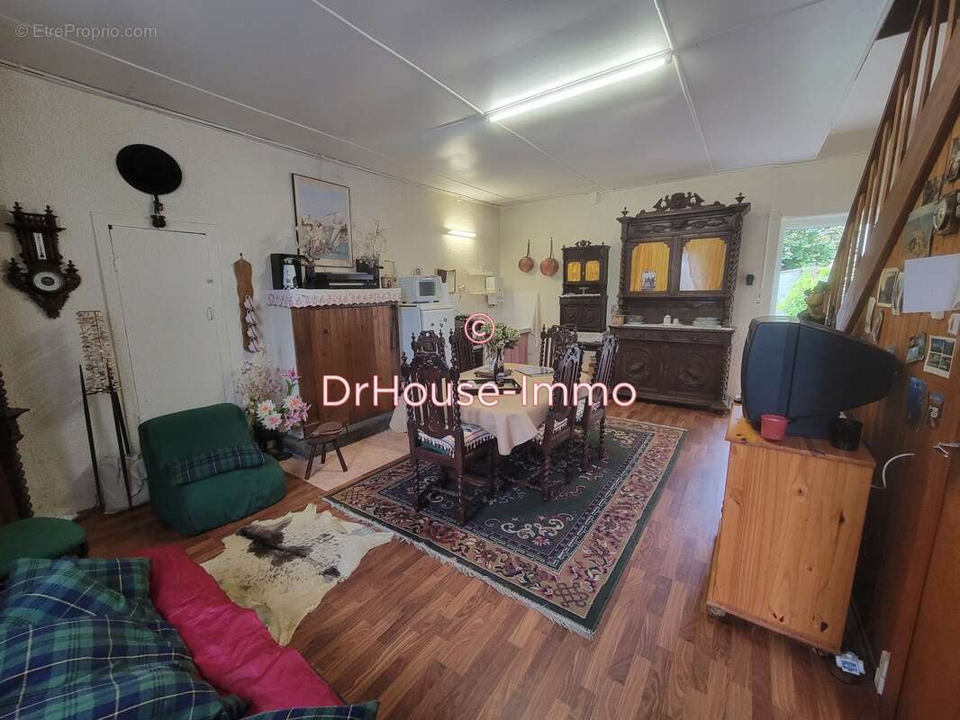 Maison à LE VIVIER-SUR-MER