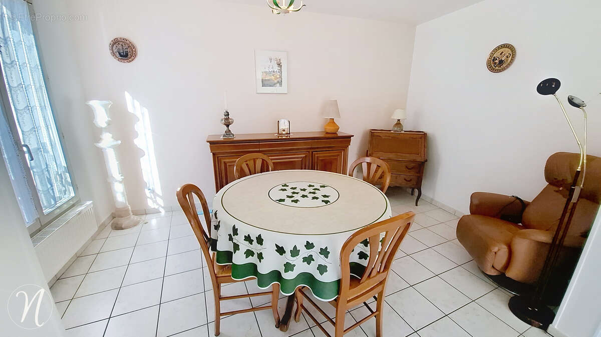 Appartement à SAINT-ROMAIN-EN-GAL