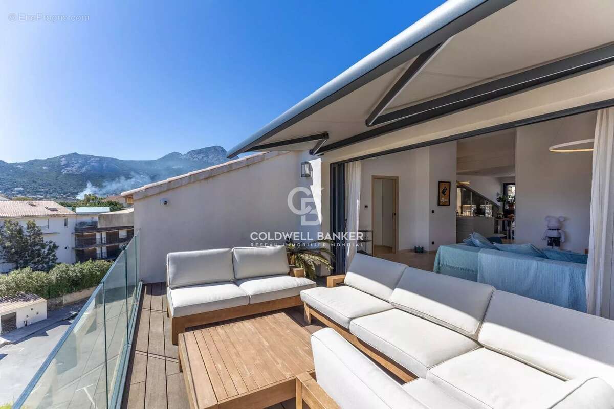 Appartement à CALVI