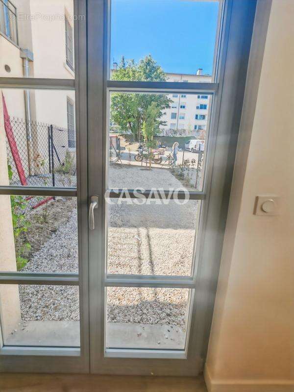 Appartement à TASSIN-LA-DEMI-LUNE