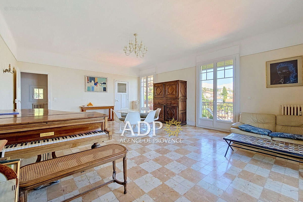 Appartement à GRASSE