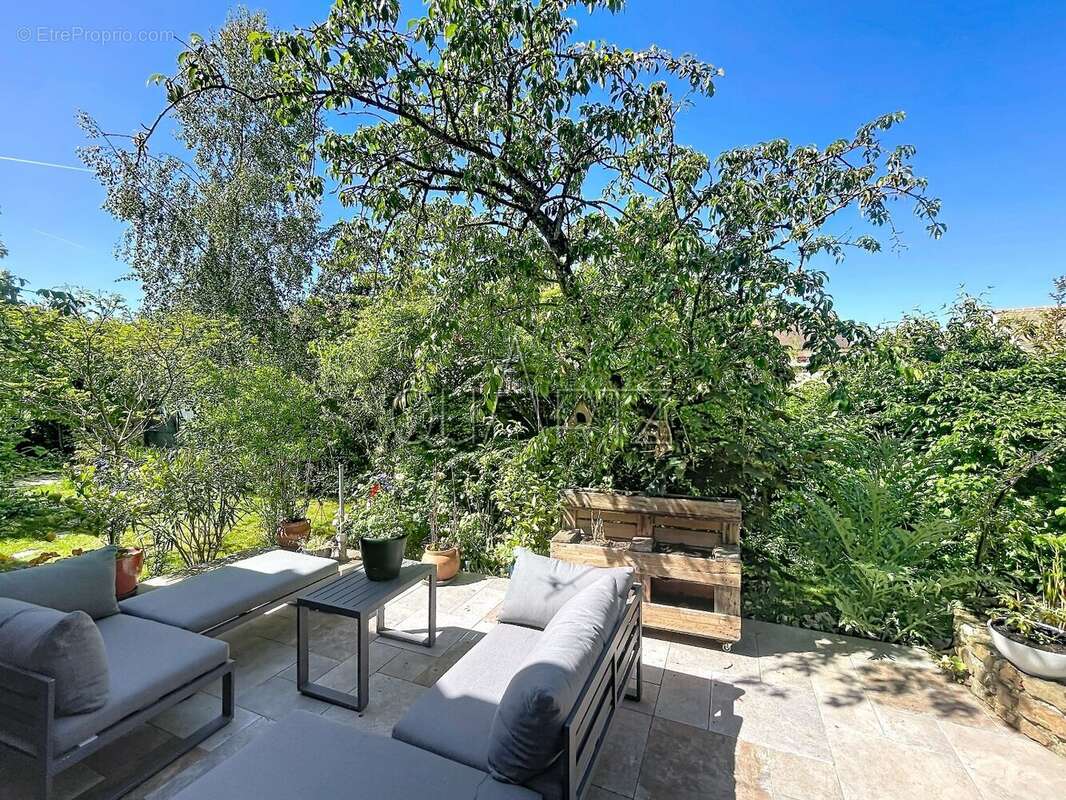Maison familiale au coeur d'un jardin intimiste à Cormeilles-en-Vexin - photo 3