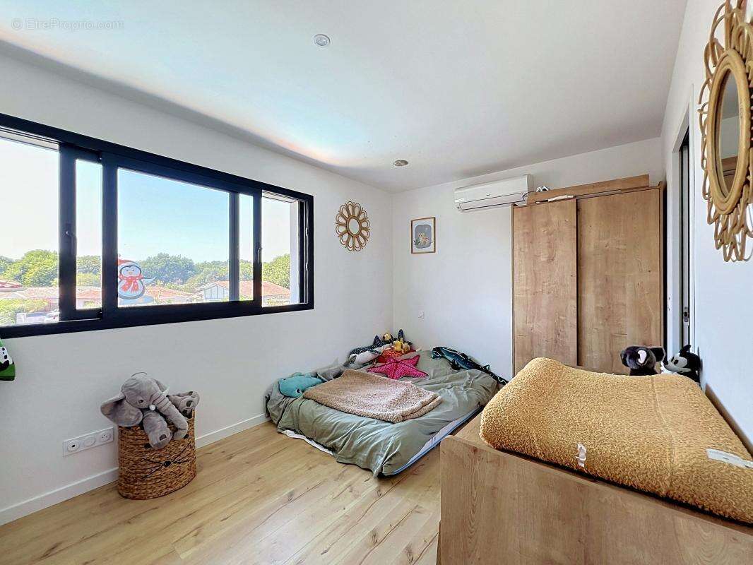 Maison 108 m² à Tosse  - photo 14