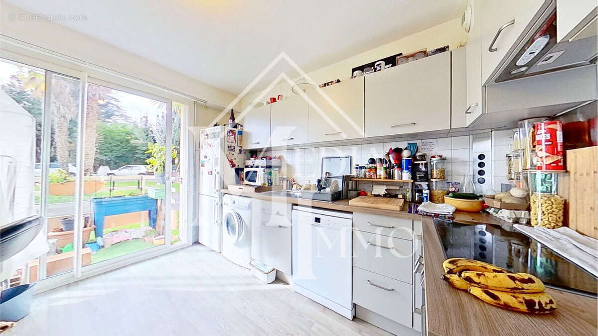 Appartement à BILLERE