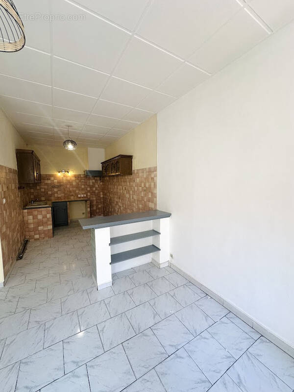 Appartement à MARSEILLE-6E
