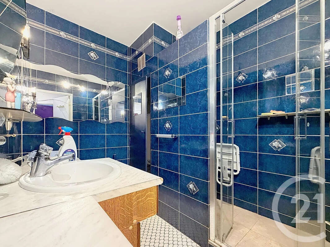 Appartement à SATHONAY-CAMP