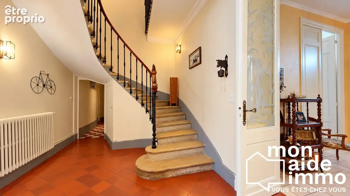 Maison 8 pièces 275 m² à vendre à Grignols (33690) - photo 8