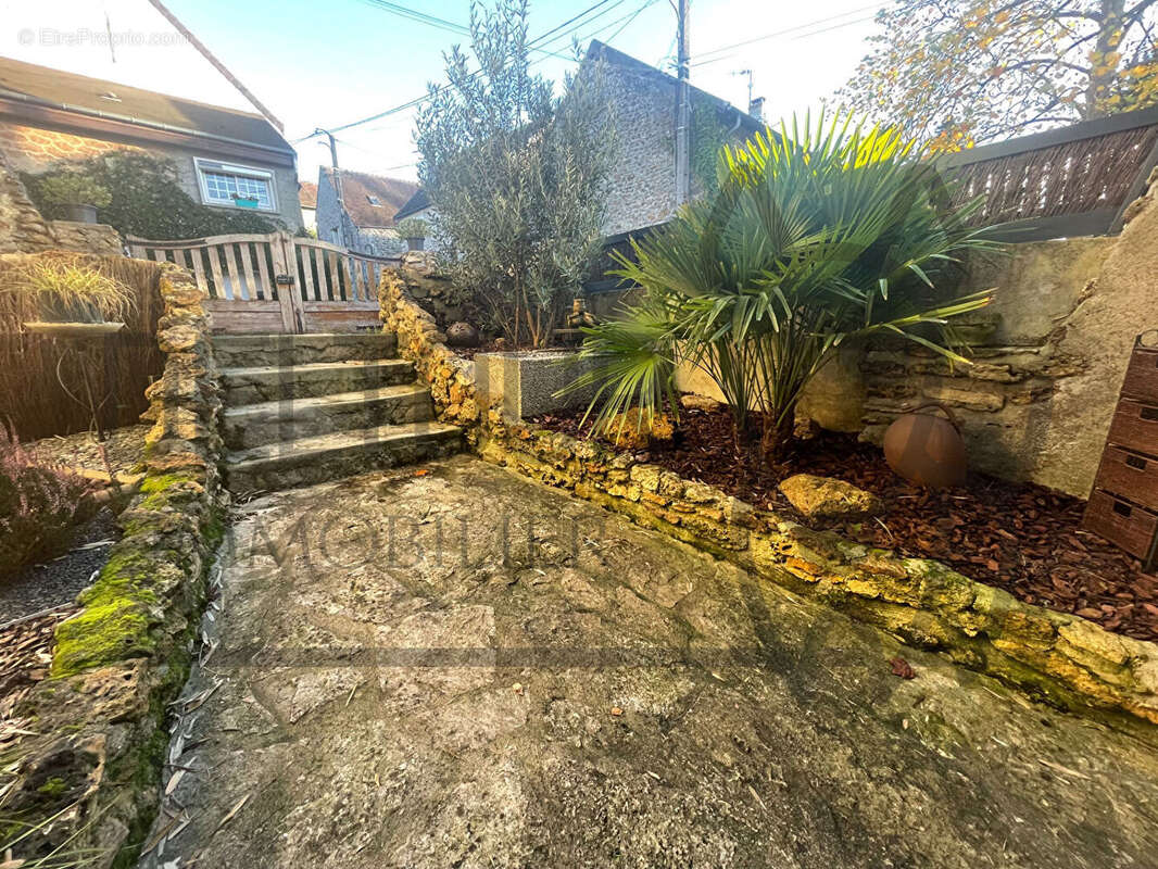 Maison à ROZAY-EN-BRIE