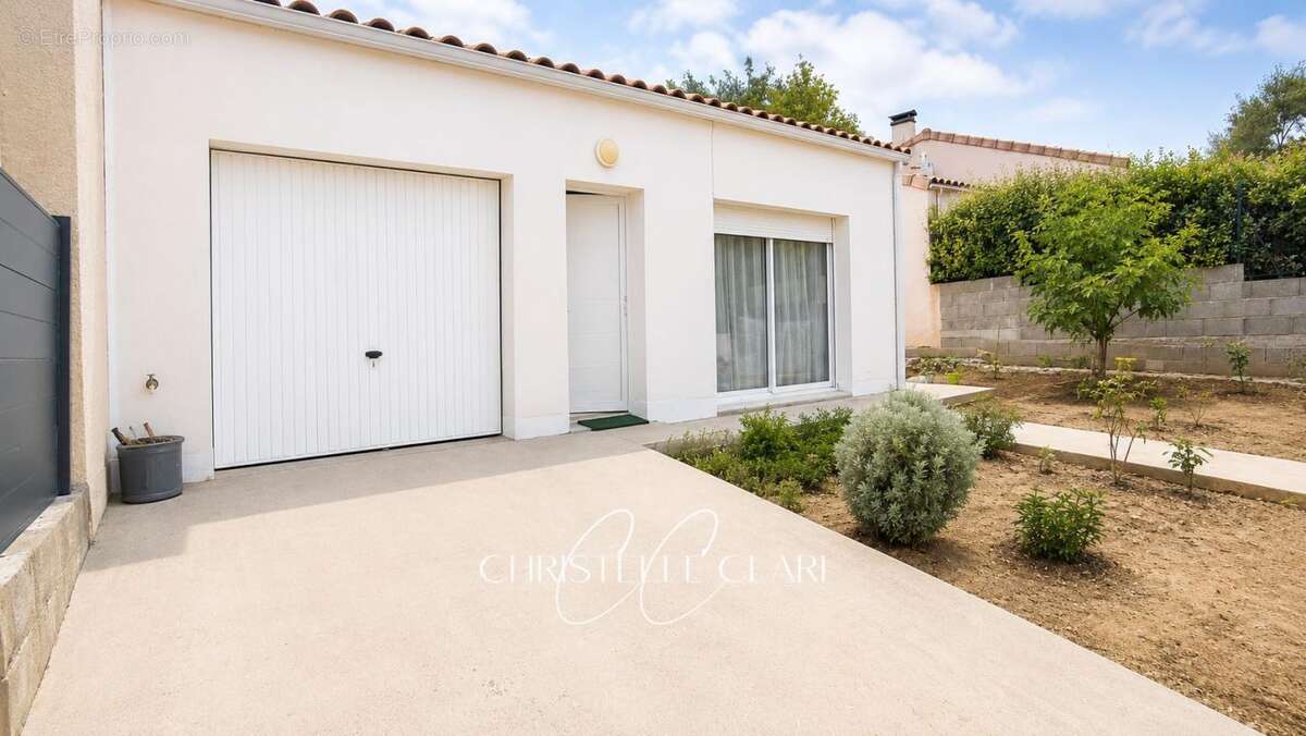 LIMOUX  Maison récente de plain-pied avec garage et jardin - photo 8