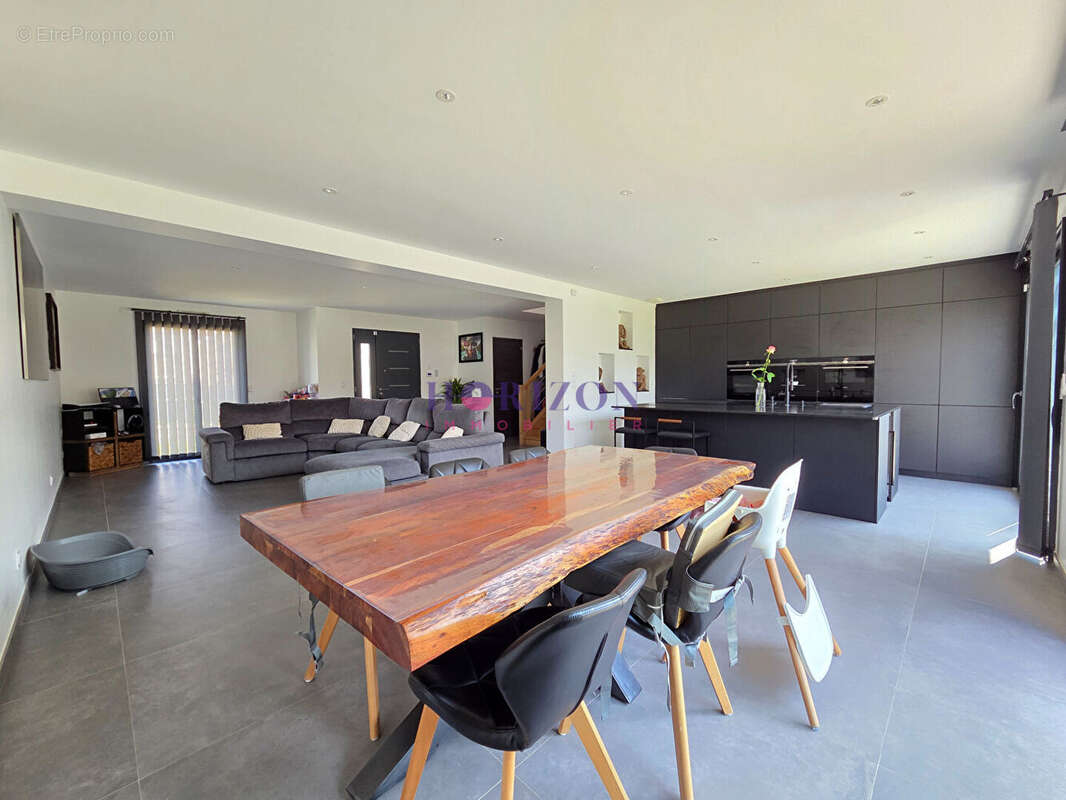 Maison à SAINT-WITZ