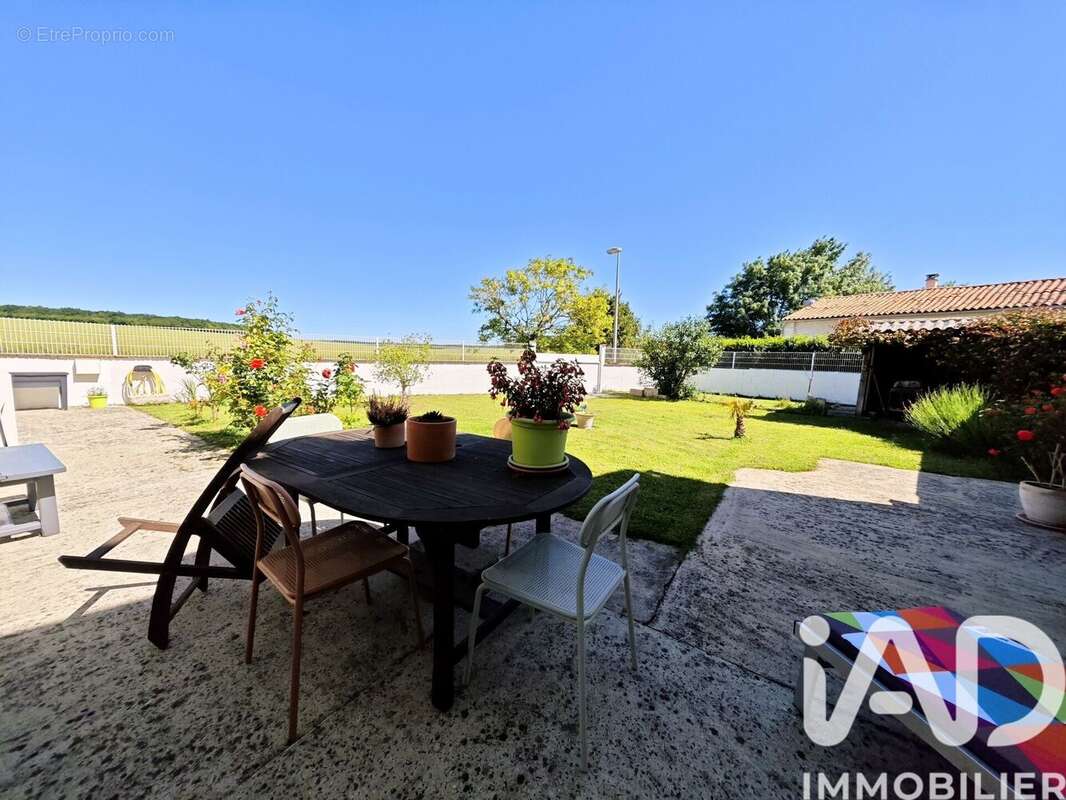 Maison 171 m² à Aulnay  - photo 3