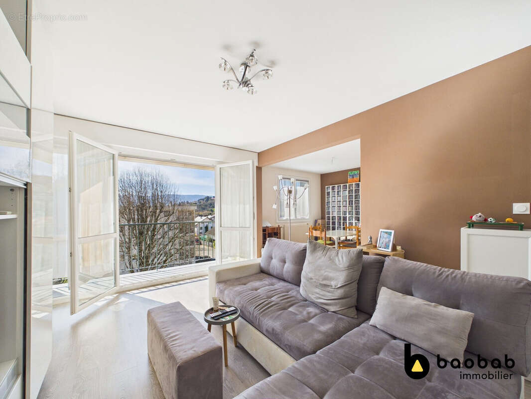 Appartement à BASSENS