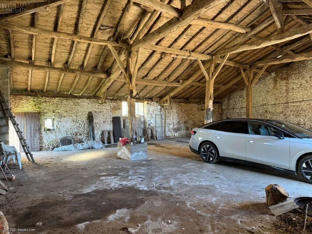 Maison à CIVRAY