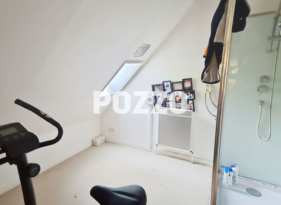 A Vendre Maison individuelle en pierre à Bernières sur  Mer (14990) - photo 9