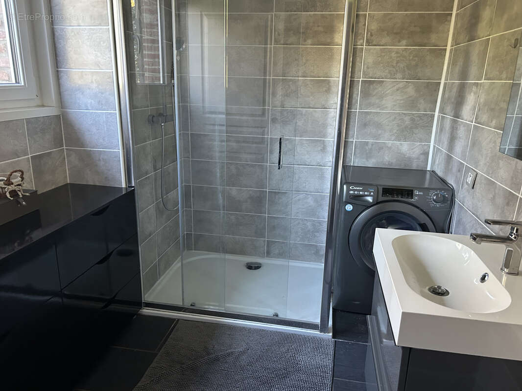 MAISON D'ARCHITECTE BÂTIE 3914 M2 à acheter 229500 € Semi-plain individuel 5 chambres- ssol com - photo 23