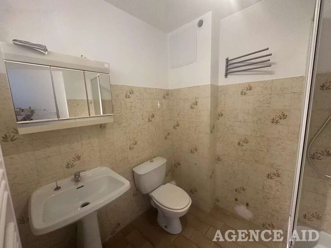 Appartement à CUGES-LES-PINS