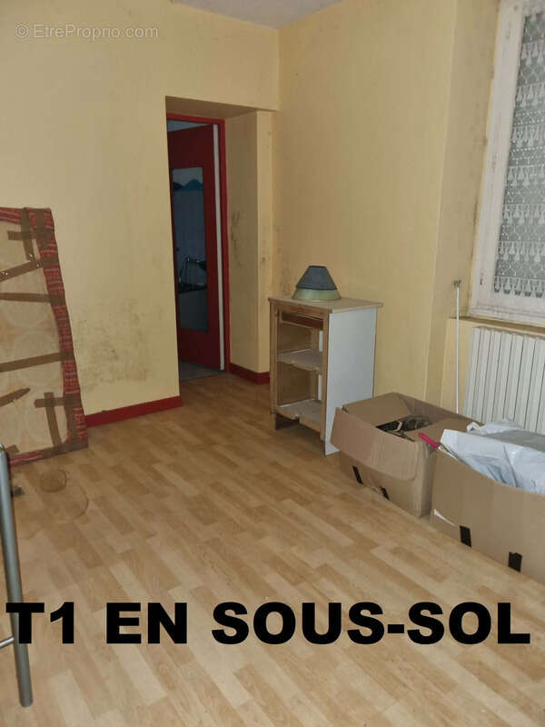 Maison à LAGUENNE