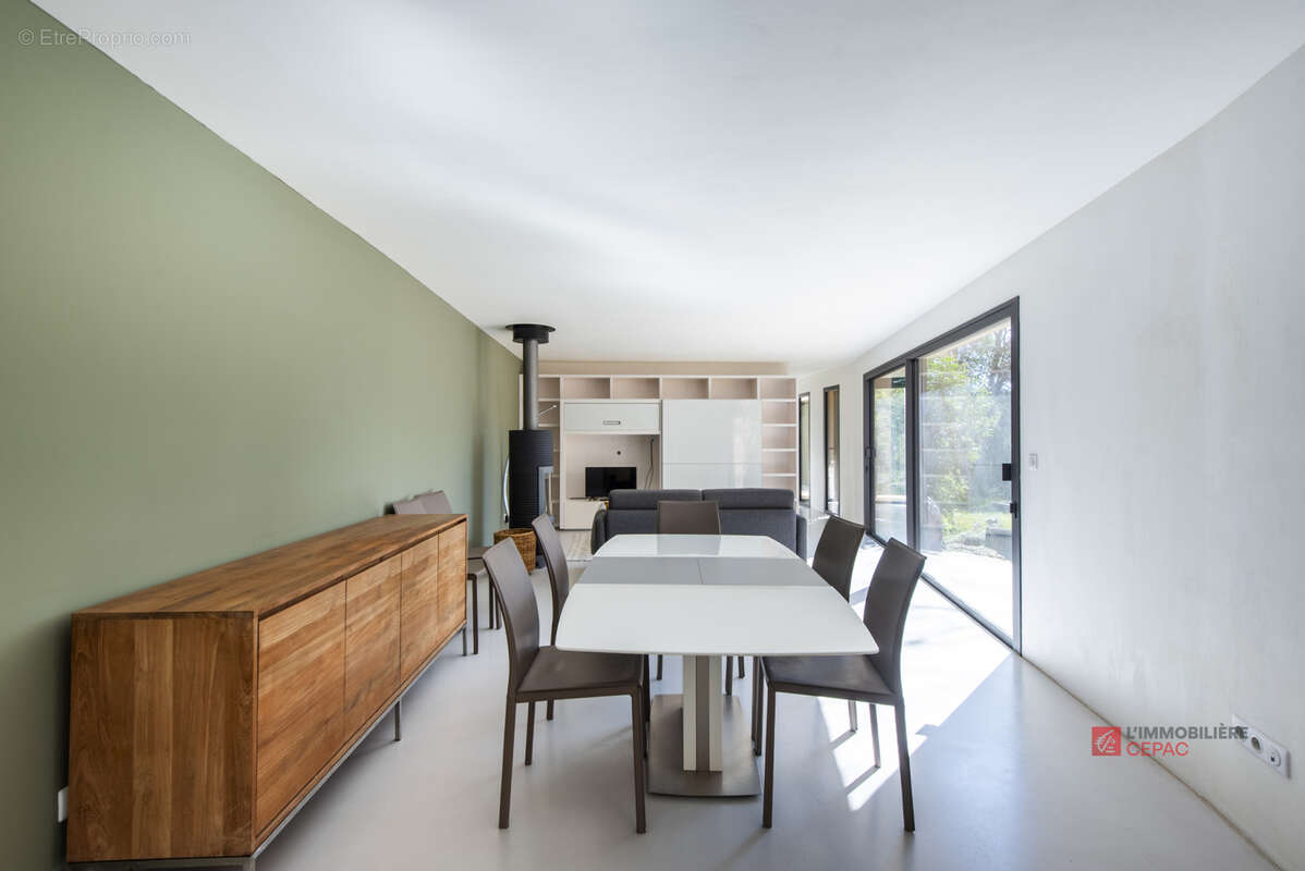 Maison à GRANS