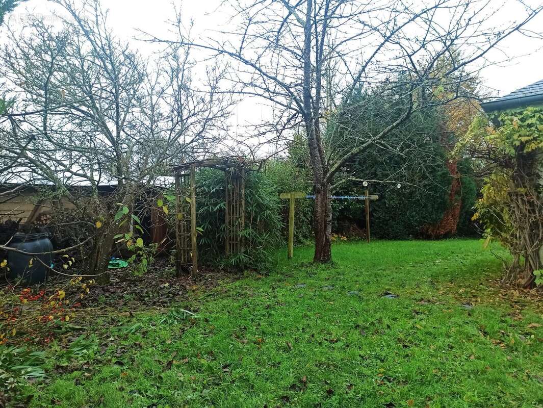 Maison à PLOUER-SUR-RANCE