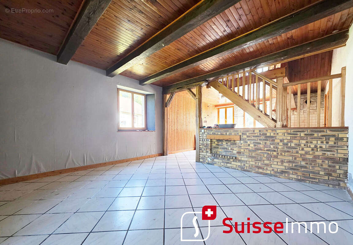 Maison à NOIREFONTAINE