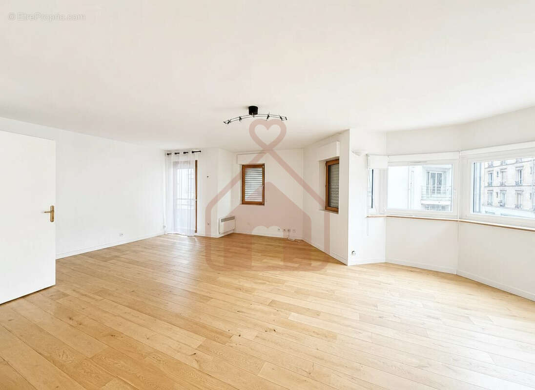 Appartement 93 m² à Le Kremlin-Bicetre  - photo 2